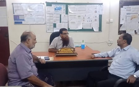 لقاء بين مدير عام صحة أبين ومدير عام سرار لتحسين القطاع الصحي