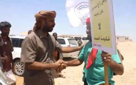 رئيس حلف قبائل حضرموت يستقبل الناشط الحضرمي محمد بن بريك