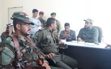 مدير أمن لحج العميد الشوحطي يشدد على تعزيز اليقظة والتنسيق بين الوحدات الأمنية