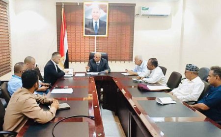 وزير المياه والبيئة يلتقي مدير مكتب المفوضية السامية للأمم المتحدة لشؤون اللاجئين بعدن