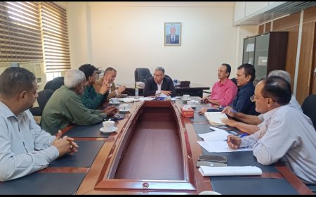 في اجتماع برئاسة نائب المحافظ : تشكيل لجنة لتقييم أداء وسلامة التراخيص الممنوحة لمحطات الغاز بالعاصمة عدن 