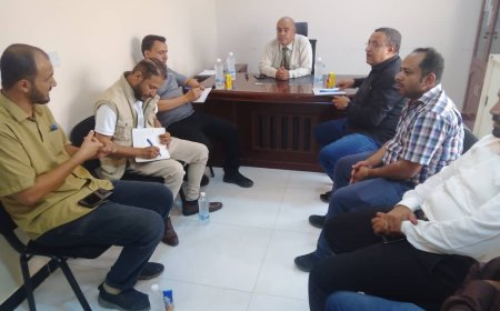 مدير عام التعليم الفني  والتدريب المهني بشبوة يستقبل وفد من جمعية رعاية الأسرة