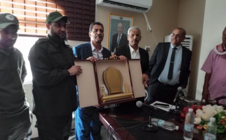 مدير أمن لحج العميد ناصر الشوحطي يشكر مدير عام مديرية الحد حسين الجوهري ويكرمه بدرع العطاء والتميز
