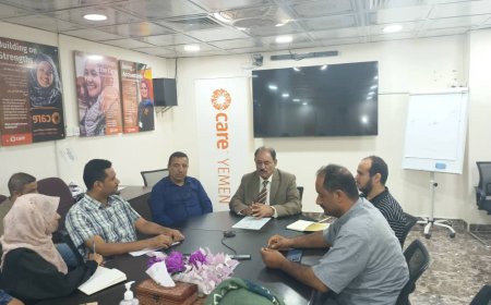 محافظ الضالع يناقش مشاريع وتدخلات منظمة كير في المحافظة