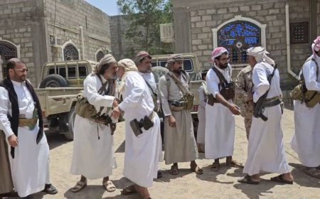 لقاء قبلي يجمع أمين العكيمي وال ابكر في مأرب