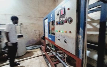 الفريق الفني بمكتب الموارد المائية ينفذ نزول ميداني إلى معامل تحلية المياه م/خنفر