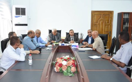 جامعتي عدن ولحج تبحثان مجالات التعاون المشترك.