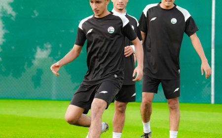 يواجه نظيره السعودي الأثنين استعداداً لتصفيات آسيا..منتخب الشباب يواصل تدريباته في معسكره الخارجي بمدينة أبها