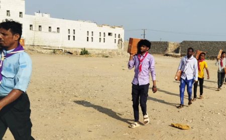 بتوجيهات مدير عام زنجبار الكشافة أبين توزع تمور على نزلاء السجن المركزي 