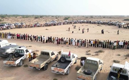 مخيم المشقاص يستقبل جموع من مقادمة ووجهاء وشباب قبائل ثعين