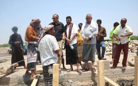 بدء أعمال التدخل الطارئ لحماية جسور وادي بنا من أضرار السيول الدائري زنجبار