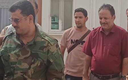 مكتب الصناعة والتجارة بلحح يضبط كميات كبيرة من الألبان والأدوية منتهية الصلاحية