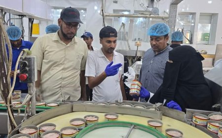 مصنع الغويزي يدشن الموسم الإنتاجي الجديد بعد توقف نتيجة لإعمال الترميم والصيانة السنوية للالآت والمعدات الإنتاجيةلإقسام المصنع