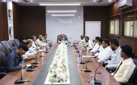 باعباد يشيد بنجاح مشاركة وتجربة طلاب حضرموت في  فعاليات الهاكثون الخليجي لتوظيف الذكاء الاصطناعي في التعليم العام ٢٠٢٤م