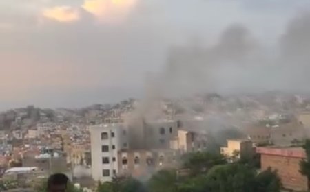 انفجار هائل لمخزن أسلحة بتعز.."تفاصيل"