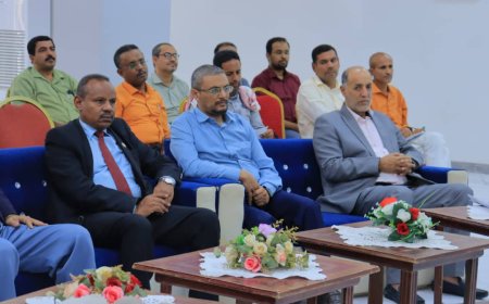 لجنة التواصل لتحقيق مطالب حضرموت تعقد لقاءً موسعًا للنخب الأكاديمية بوادي حضرموت