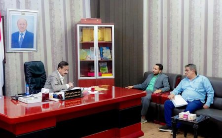 المحافظ بن الوزير يوجه بإنجاح معرض شبوة الخامس للكتاب