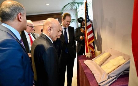 بحضور رئيس مجلس القيادة، حفل في نيويورك ، لتسليم 14 قطعة أثرية تعود لدولة قتبان في شبوة