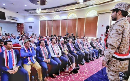 وزير الإعلام يحضر صباحية شعرية بمأرب بعنوان (شباب أيلول)