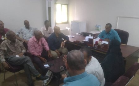 مدير عام مستشفى الأمراض النفسية يعقد اجتماعاً موسعاً مع مدراء الإدارات ورؤساء الأقسام في المستشفى