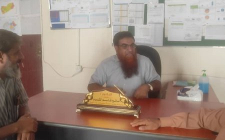مكتب الصحة بأبين يناقش الترتيبات الضرورية لتنفيذ النشاط الإيصالي المرحلة الثالثة للعام ٢٠٢٤