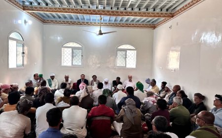 لجنة التواصل بحضرموت في لقاء بمديرية عمد تحذر من أزمة ادعاء التمثيل لحقوق حضرموت 