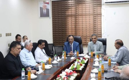 السلطة المحلية بالعاصمة عدن ومصلحة الجمارك يبحثان التسهيلات اللازمة للموردين وسُبل تطوير عمل الأنظمة الآلية