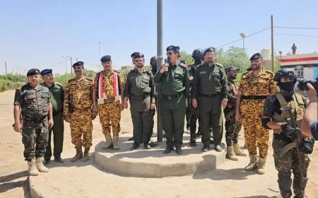 وزير الداخلية يتفقد سير العمل في شرطة حراسة المنشآت وحماية الشخصيات بمحافظة مأرب