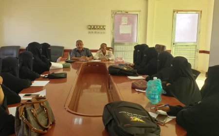 نائب مدير عام مكتب الصحة بلحج يعقد اجتماعا بالعاملات الصحيات المجتمعيات بمديرية تبن