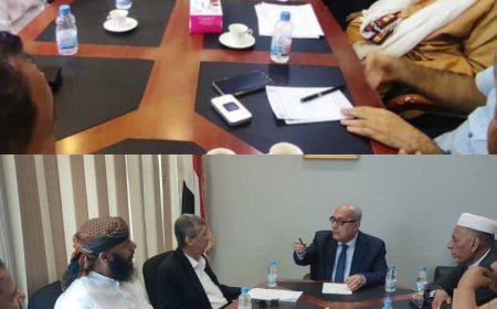 الوزير الأغبري يناقش مع رئيس الغرفة التجارية دور القطاع الخاص في التنمية الإقتصادية 