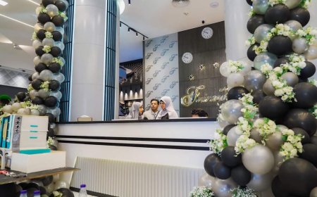 لدعم الاستثمار والسياحة.. لملس يدشن افتتاح فندق فيرمونت عدن