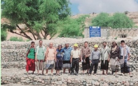 استلام المرحلة الأولى من مشروع حماية التربة في وادي حمراء بمديرية المحفد