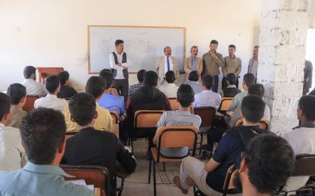 رئيس تنفيذية انتقالي شبوة يتفقد سير العملية التعليمية في كلية المجتمع