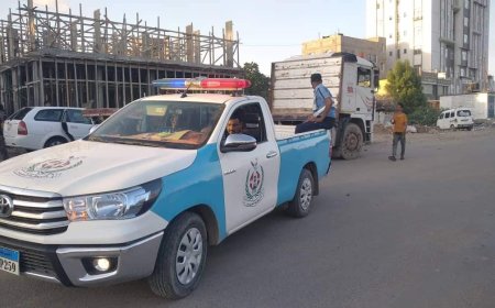 شرطة السير بالعاصمة عدن تدشن المرحلة الأولى للحملة المرورية لإيقاف المركبات المخالفة