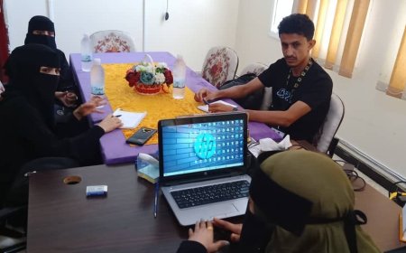 فريق قسم حماية الأطفال بمجلس الإنقاذ الدولي يُجري زيارة إلى اتحاد نساء اليمن في محافظة أبين