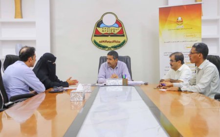 النائب الحامد يلتقي مدير حماية البيئة ويناقشان تنفيذ عدداً من الفعاليات التوعوية بمدارس حضرموت