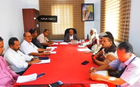 المكتب التنفيذي للسلطة المحلية بالحصين يعقد اجتماعه الثالث للعام ٢٠٢٤م