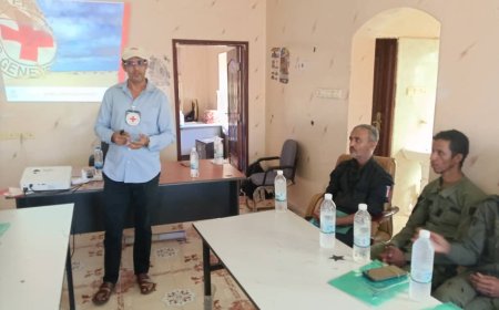 جمعية الهلال الأحمر فرع الضالع تنظم ورشة عمل حول الحركة الدولية للصليب الأحمر والهلال الأحمر 