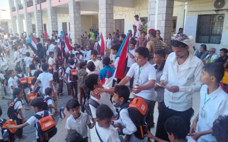 مدير عام الملاح ورئيس المجلس الانتقالي وقائد اللواء 13 صاعقة يحضرون إحتفالية ذكرى أكتوبر