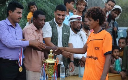 "مؤسسة شباب أبين تعيد الفرحة لأهالي دهل أحمد بتدشين مبادرة رياضية بدعم من منظمة أرك جروب"
