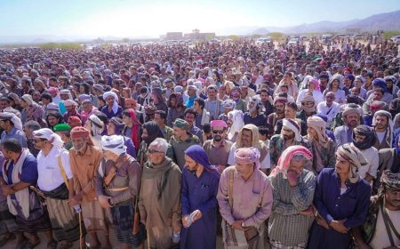 في مشهد جنائزي مهيب يتقدمه المحافظ بن الوزير.. شبوة تودع الشهيد البطل المقدم احمد السليماني