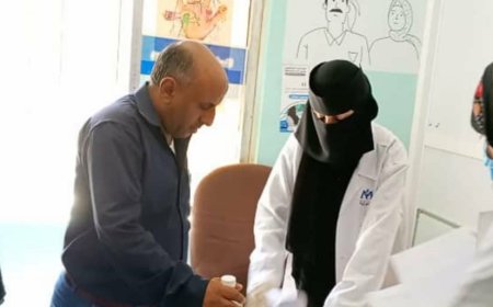 مدير عام الحصين يزور المركز الصحي في منطقة مرات ويطلع على الخدمات المقدمة للمواطنين