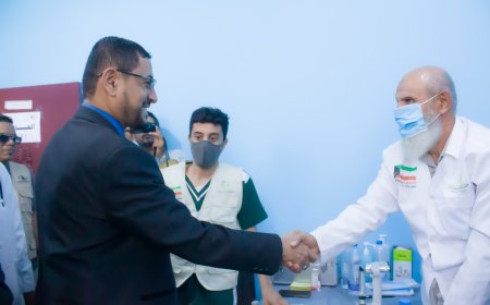 بتمويل كويتي.. وكيل محافظة شبوة يدشن قافلة طبية متخصصة لعلاج مرضى المياه البيضاء