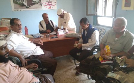 مجلس الآباء يصرف مرتبات المعلمين المتعاقدين في ثانوية الفاروق بجعار 