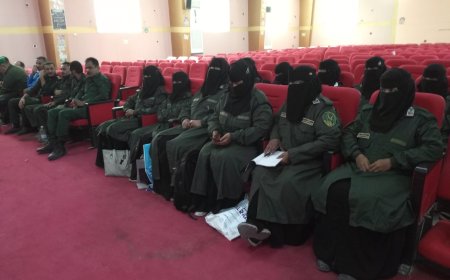 شرطة لحج تنظم ورشة تدريبية لتعزيز دور الشرطة النسائية في دعم السلام وحماية ضحايا العنف الإلكتروني