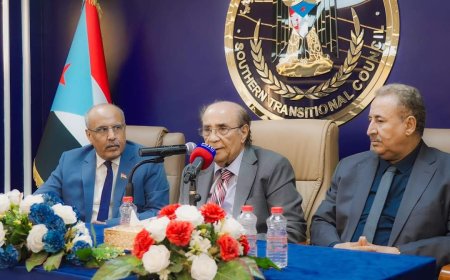 القائم بأعمال رئيس المجلس يستقبل دولة الرئيس حيدر أبوبكر العطاس