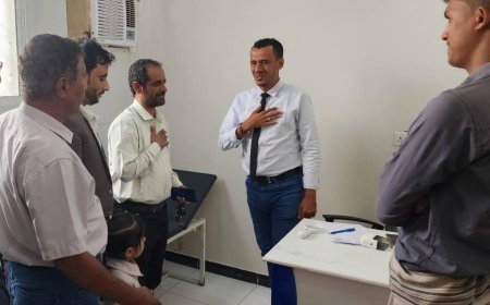 الدكتور الذيب يدشن برامج الطبيب الزائر بمركز ومختبرات انفنتي بعتق شبوة .