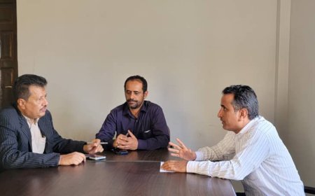 خلال مناقشته لقضايا الصحة.. مدير عام رضوم يشيد بجهود المحافظ ابن الوزير ومكتب الصحة بالمحافظة