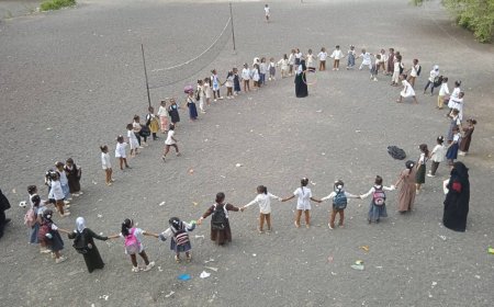 مؤسسة سفراء الخير تقيم أنشطة رياضية وترفيهية بمحمع أروى للبنات بأبين