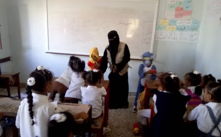 تحت شعار "طفولة مشرقة بالأمل والتفاؤل" مؤسسة البركة تقييم فعاليات في المدارس لدعم النفسي للتلاميذ